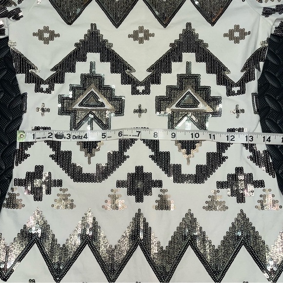 Express Sequin Off the Shoulder Dress Cocktail Party Embellished Size Medium - Picture 9 of 10